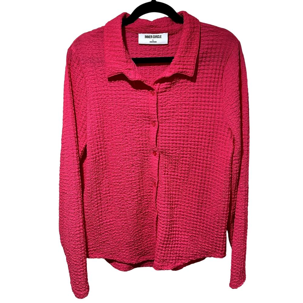 Womens textured pink button up shirt‎ size Large